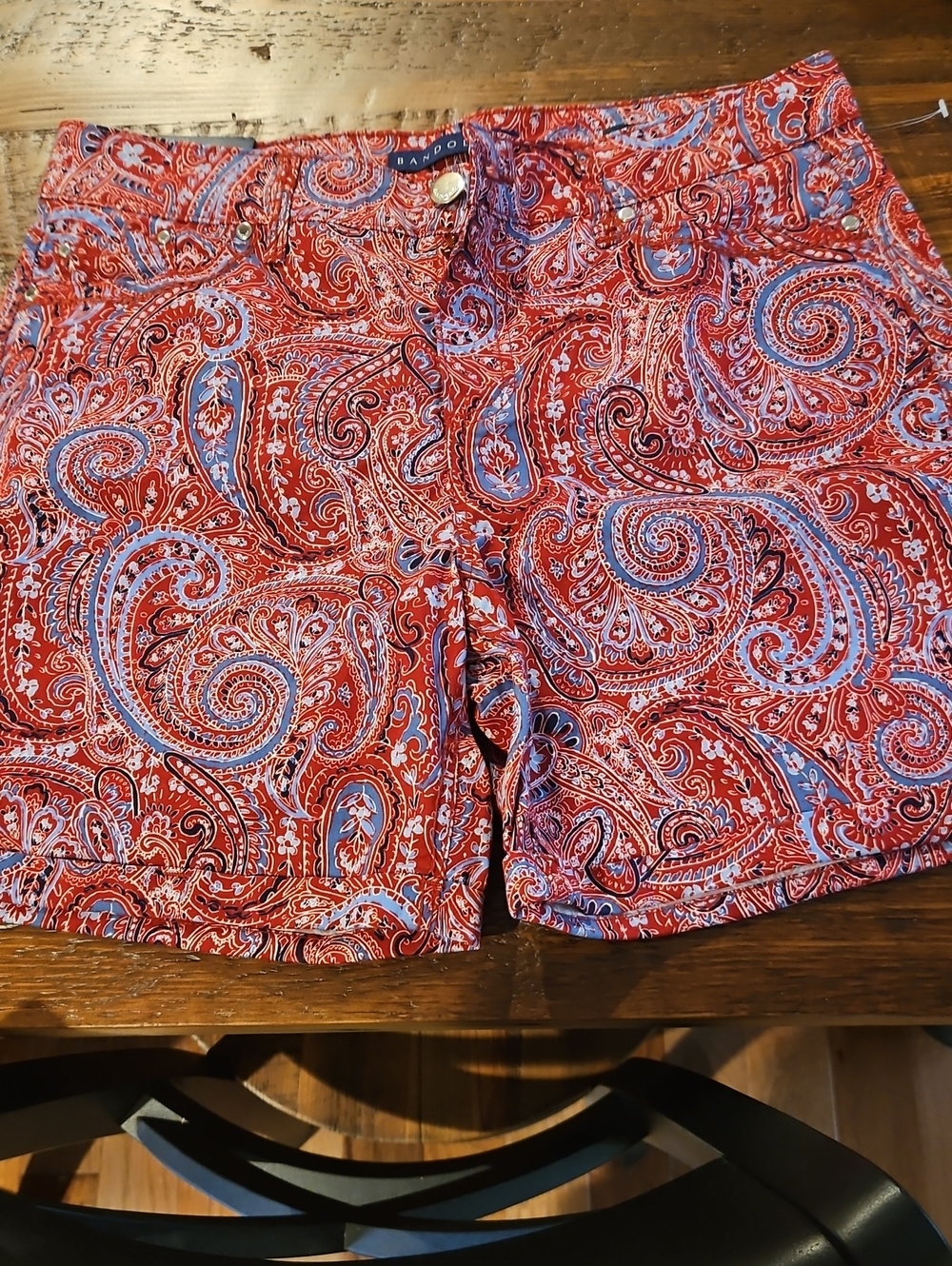 Nwt Bandolino Amy Short Paisley Cotton Shorts in Red & Blue Size 8 NWT